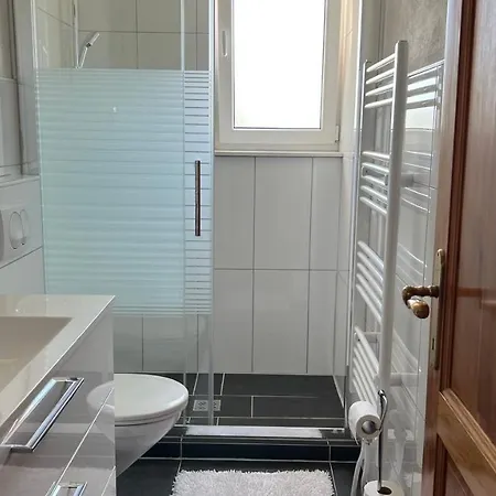 Mijuta Apartament Sukošan